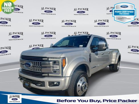Certified 2019 Ford F450 Platinum w/ Platinum Ultimate Package AWD/4WD image 1