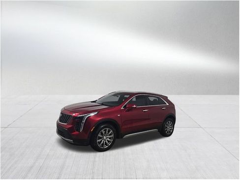 Certified 2021 Cadillac XT4 Premium Luxury w/ Driver Awareness Package image 2