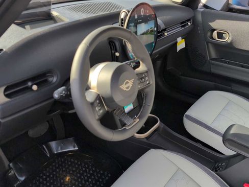 New 2026 MINI Cooper 4-Door Hardtop image 11