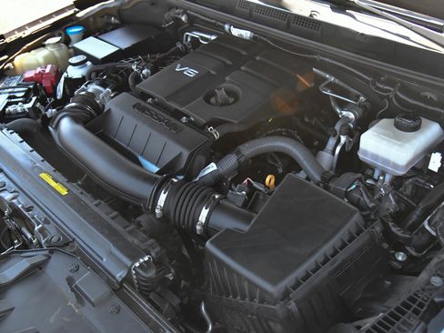 Used 2022 Nissan Frontier Pro-X RWD image 47