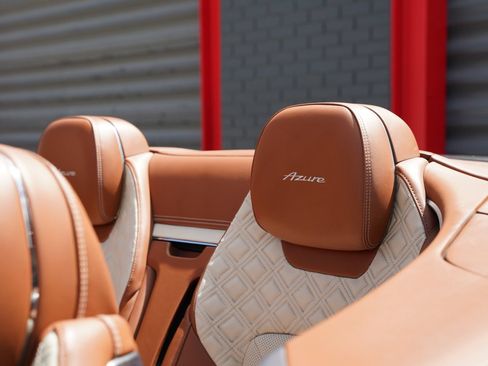 Used 2023 Bentley Continental GT Azure AWD/4WD image 25