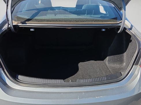 Used 2023 Chevrolet Malibu LT FWD image 34