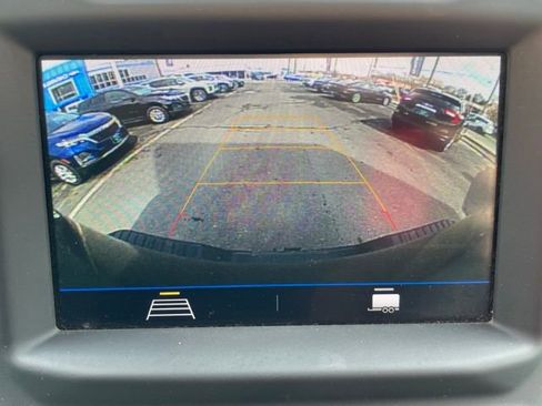 Certified 2022 Chevrolet Silverado 2500 Custom w/ Gooseneck/5TH Wheel Package image 4