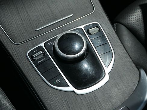 Used 2019 Mercedes-Benz C 300 Sedan image 22