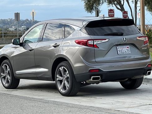 Certified 2025 Acura RDX w/ Technology Package image 6