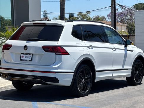 Used 2022 Volkswagen Tiguan SE R-Line FWD image 5