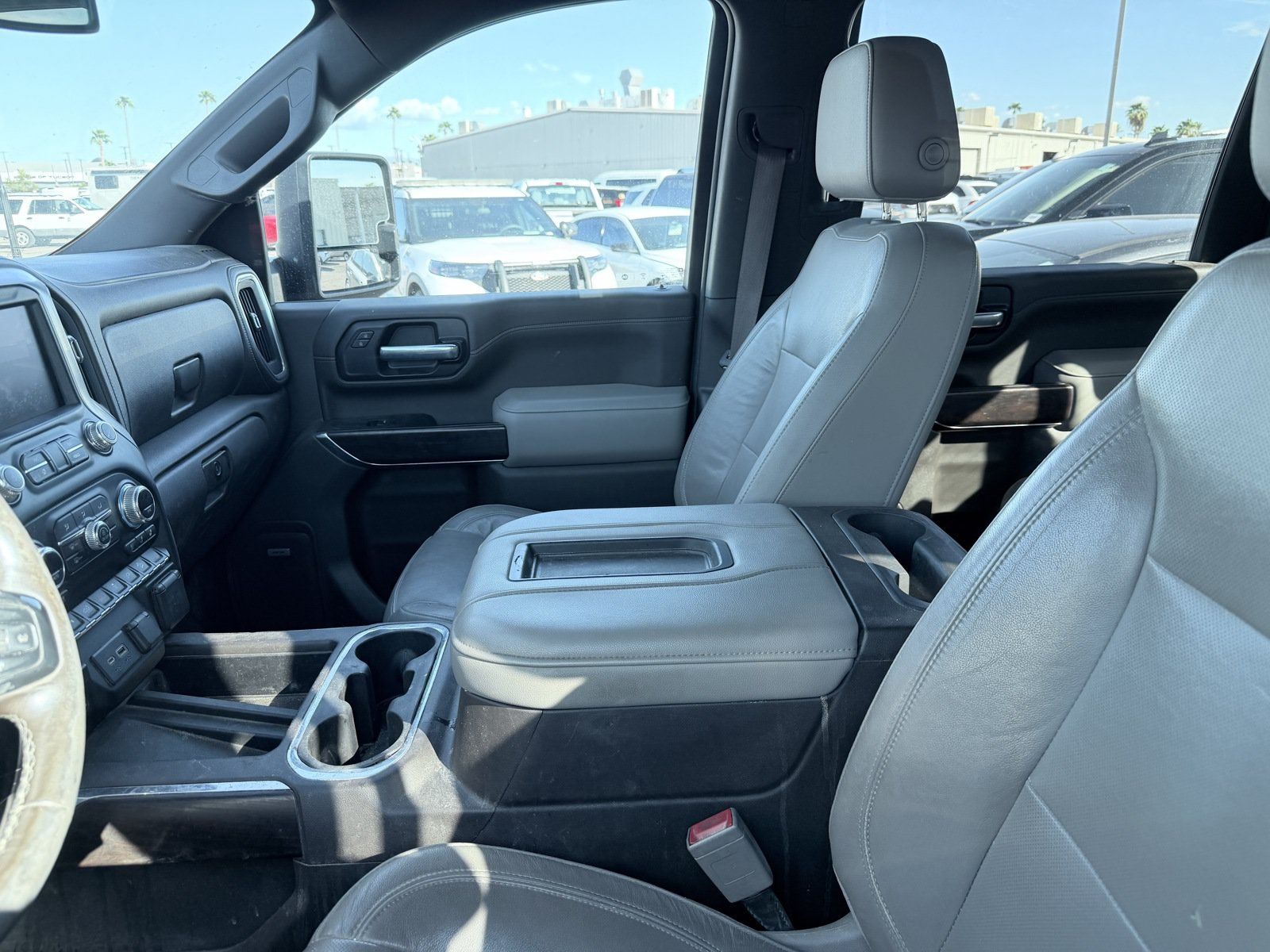 Used 2020 GMC Sierra 2500 SLT w/ SLT Premium Plus Package AWD/4WD image 2