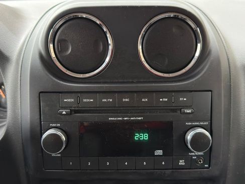 Used 2014 Jeep Patriot Sport w/ Power Value Group image 13