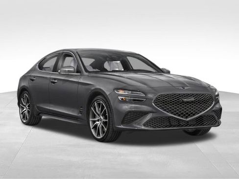 Used 2025 Genesis G70 2.5T RWD image 41