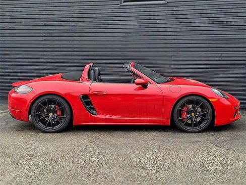 Certified 2025 Porsche 718 Boxster S image 8