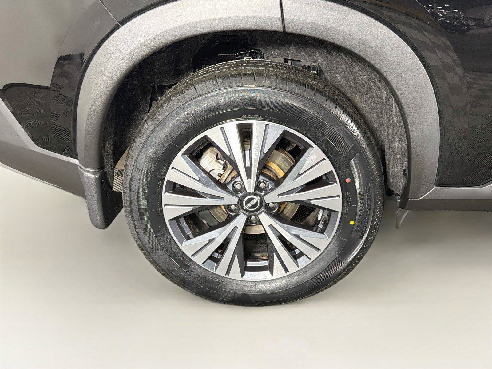 Used 2023 Nissan Rogue SV AWD/4WD image 33