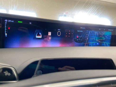 Used 2024 Lincoln Nautilus Reserve w/ Equipment Group 203A image 25