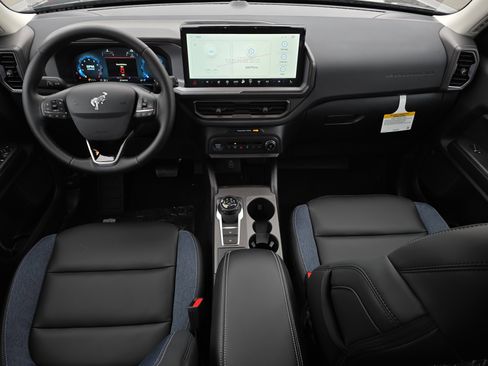 New 2025 Ford Bronco Sport Outer Banks image 27