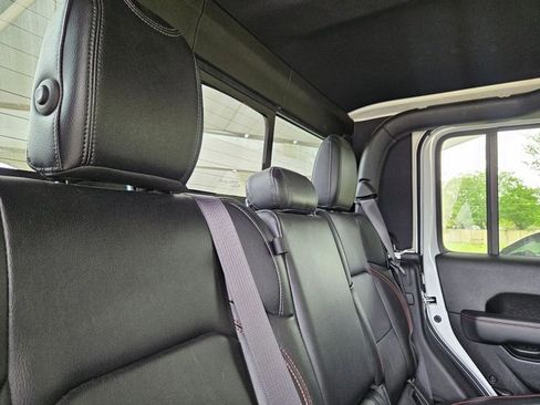 Used 2020 Jeep Gladiator Rubicon image 21