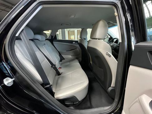 Used 2020 Hyundai Tucson Value FWD image 26