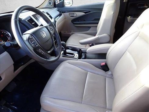 Used 2019 Honda Ridgeline RTL-E image 9