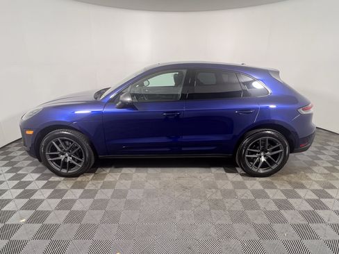 Certified 2026 Porsche Macan AWD/4WD image 2