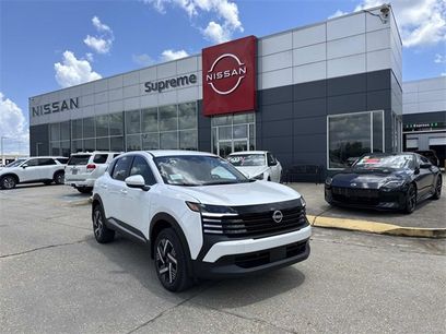 New 2025 Nissan Kicks SV