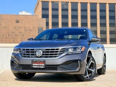 Used 2022 Volkswagen Passat 2.0T R-Line