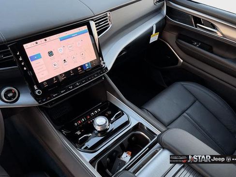 New 2026 Jeep Grand Wagoneer Limited image 13