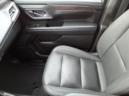 Used 2023 Chevrolet Tahoe LT image 32