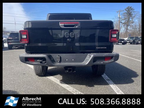 New 2026 Jeep Gladiator Sport image 4