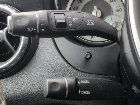 Used 2016 Mercedes-Benz GLA 250 4MATIC image 28