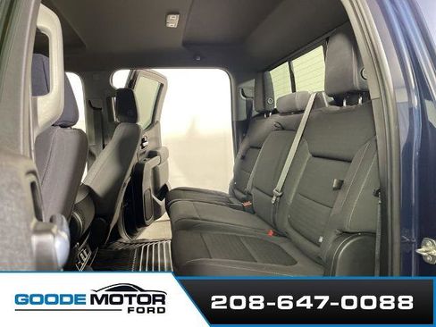 Used 2021 Chevrolet Silverado 1500 LT w/ Z71 Off-Road Package AWD/4WD image 20