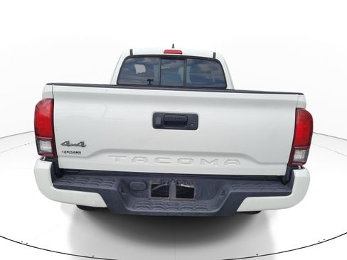 Used 2023 Toyota Tacoma SR w/ SR Convenience Package AWD/4WD image 6