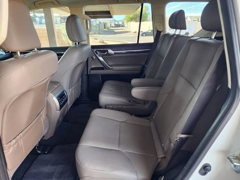 Used 2023 Lexus GX 460 Premium image 78