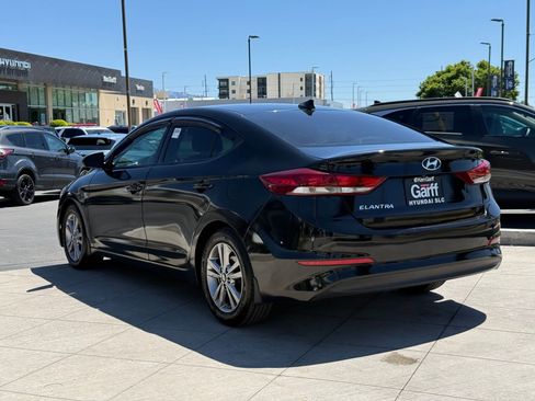 Used 2018 Hyundai Elantra Value Edition FWD image 7