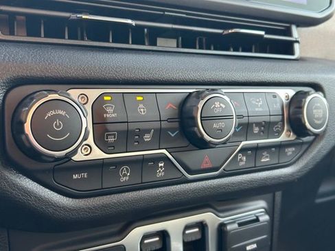 New 2026 Jeep Wrangler Sport S image 29