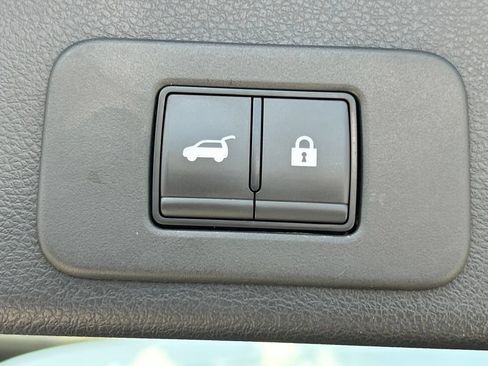 Certified 2025 Nissan Murano SL AWD/4WD image 55