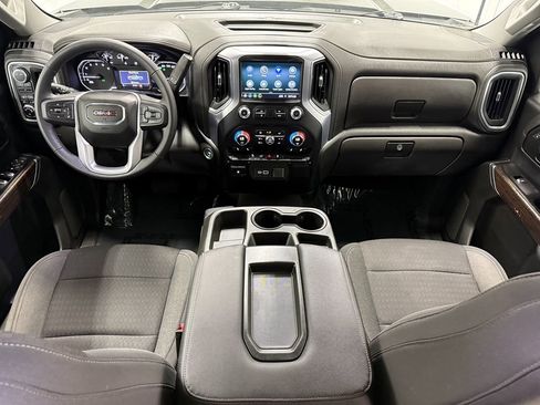 Used 2022 GMC Sierra 2500 SLE w/ X31 Off-Road Package AWD/4WD image 11