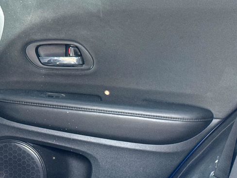 Certified 2022 Honda HR-V Sport image 14