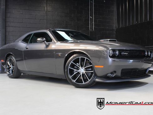 Used 2015 Dodge Challenger R/T Scat Pack image 1