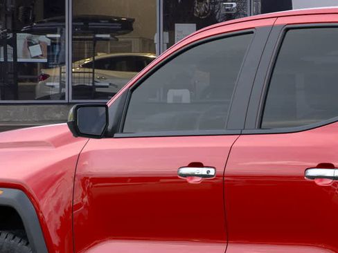 New 2026 GMC Canyon Denali image 12