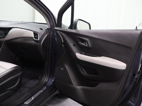 Used 2019 Chevrolet Trax Premier image 13