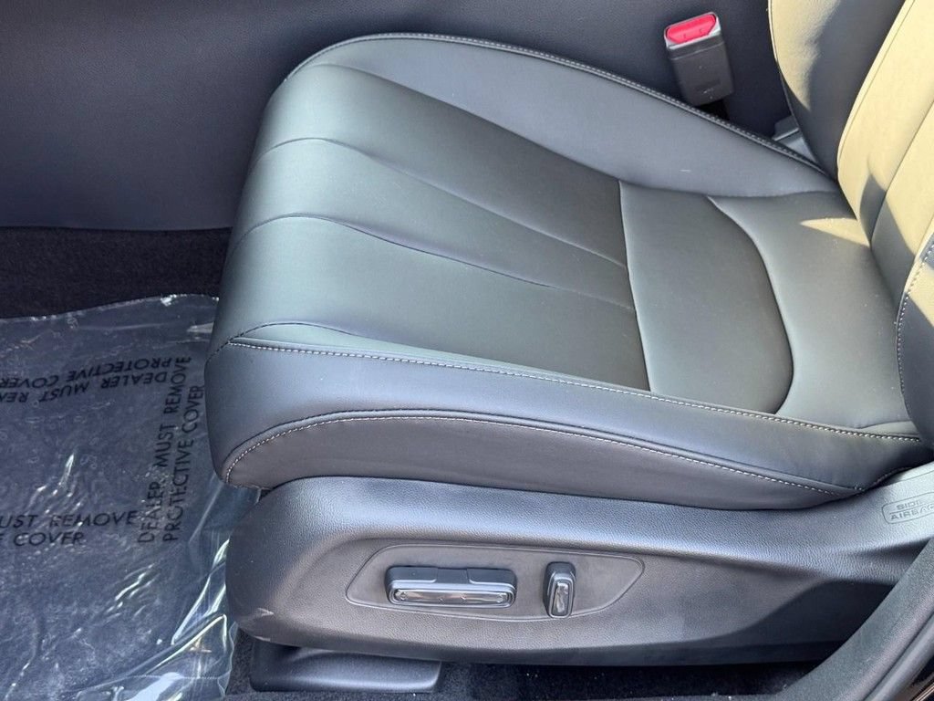 Certified 2026 Acura ADX FWD image 19