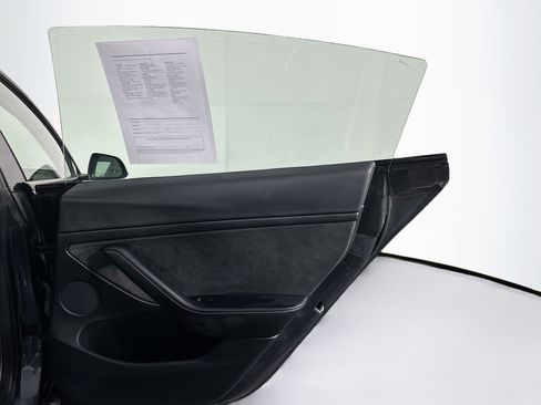 Used 2023 Tesla Model 3 Standard Range RWD image 31