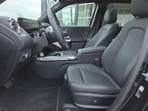 Certified 2026 Mercedes-Benz GLB 250 GLB 250 image 12