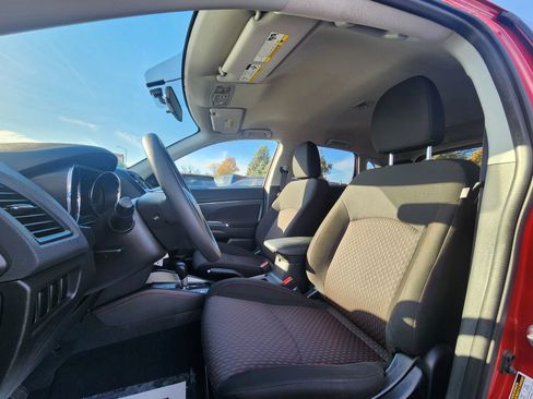 Used 2019 Mitsubishi Outlander Sport AWD image 19