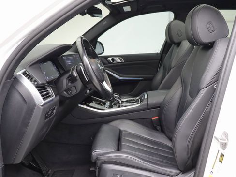 Used 2021 BMW X5 xDrive45e w/ Parking Assistance Package image 21