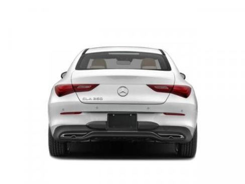 Used 2025 Mercedes-Benz CLA 250 4MATIC image 5