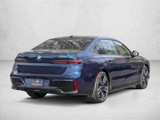 New 2026 BMW 750e xDrive video 2