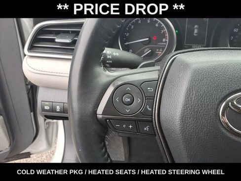 Used 2023 Toyota Camry SE w/ Cold Weather Package FWD image 20