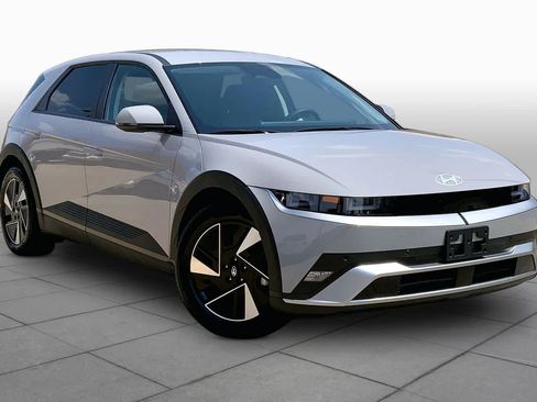 New 2026 Hyundai Ioniq 5 SEL RWD image 2