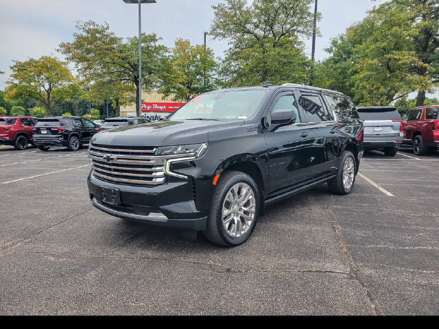 Used 2021 Chevrolet Suburban High Country w/ Premium Package AWD/4WD image 8