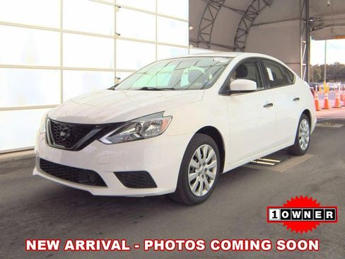 Used 2019 Nissan Sentra S image 1