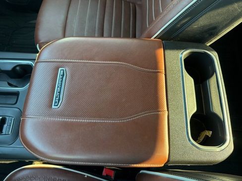 Used 2025 GMC Sierra 3500 Denali Ultimate image 20